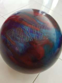columbia 11 pound bowling ball sports sports games equipment on