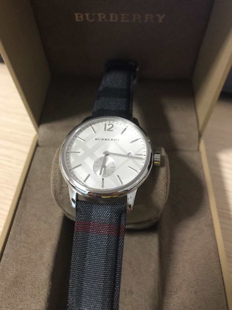 Burberry shop watch 10008