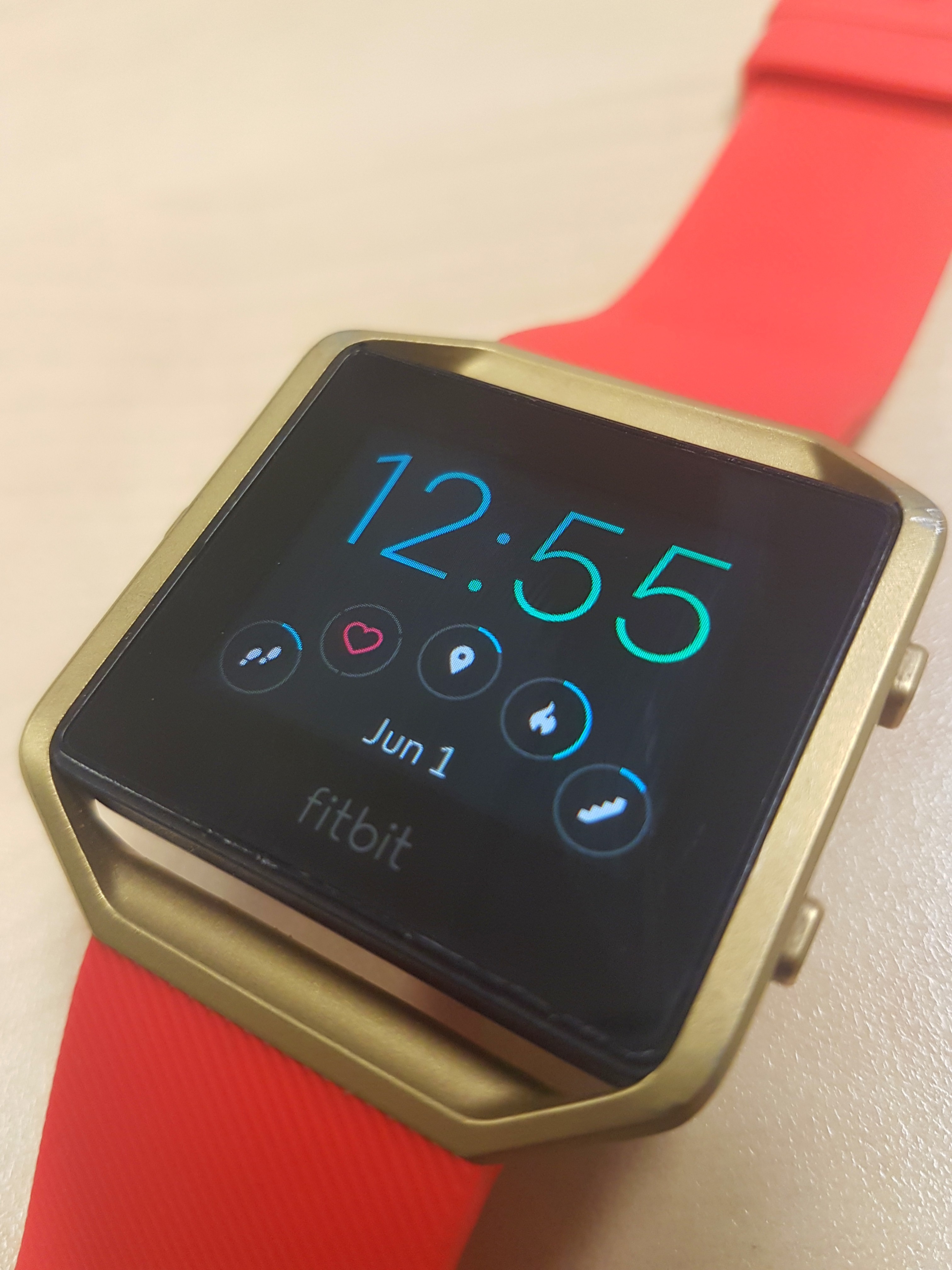 Fitbit Blaze Gold Series Large with free coloured bands