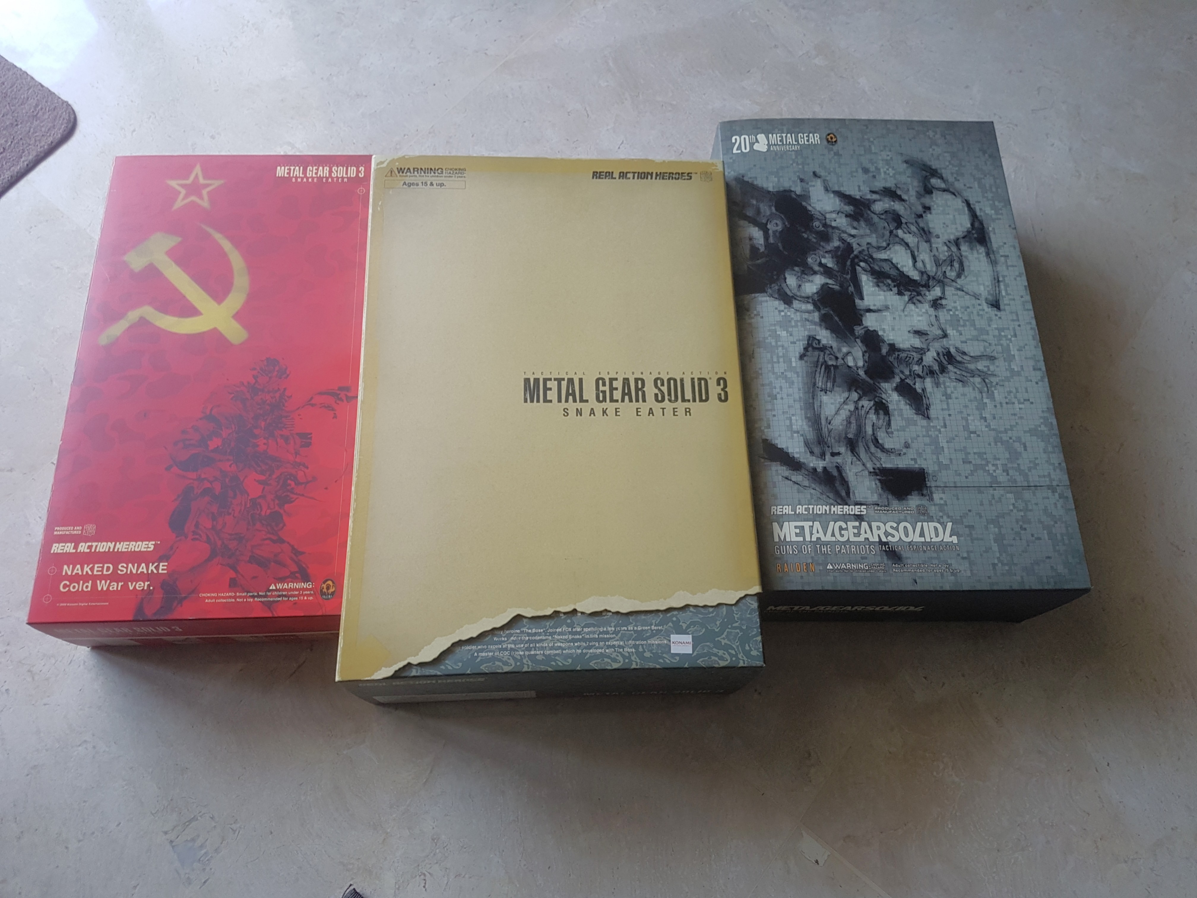 Mib Medicom 1 6 Metal Gear Solid 3 And Mgs 4 Figures Bundle Cold War Snake Croc Cap Version And Raiden Damaged Toys Games Bricks Figurines On Carousell