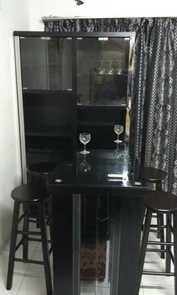 Mini Bar Table With 4 High Chairs Home Furniture Others On