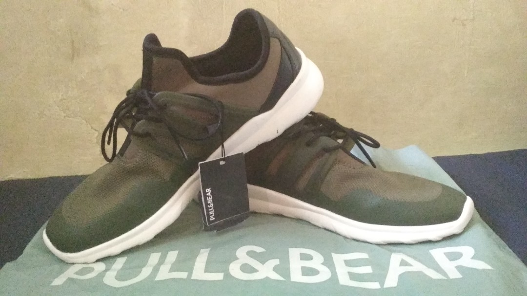pull and bear sport shoes