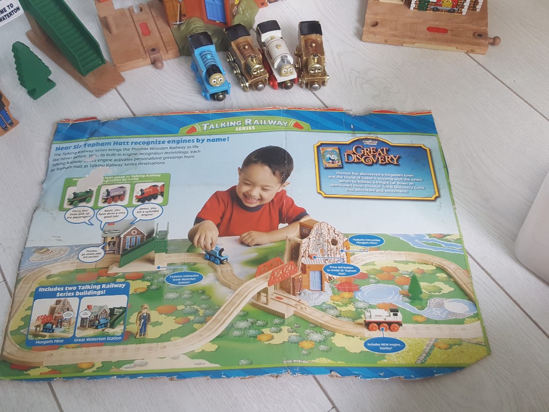 thomas wooden railway the great discovery set