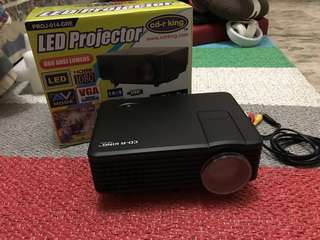 CDR KING Projector