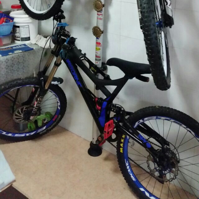 Airborne Taka Former Iron Horse Downhill Bike Bicycles Pmds
