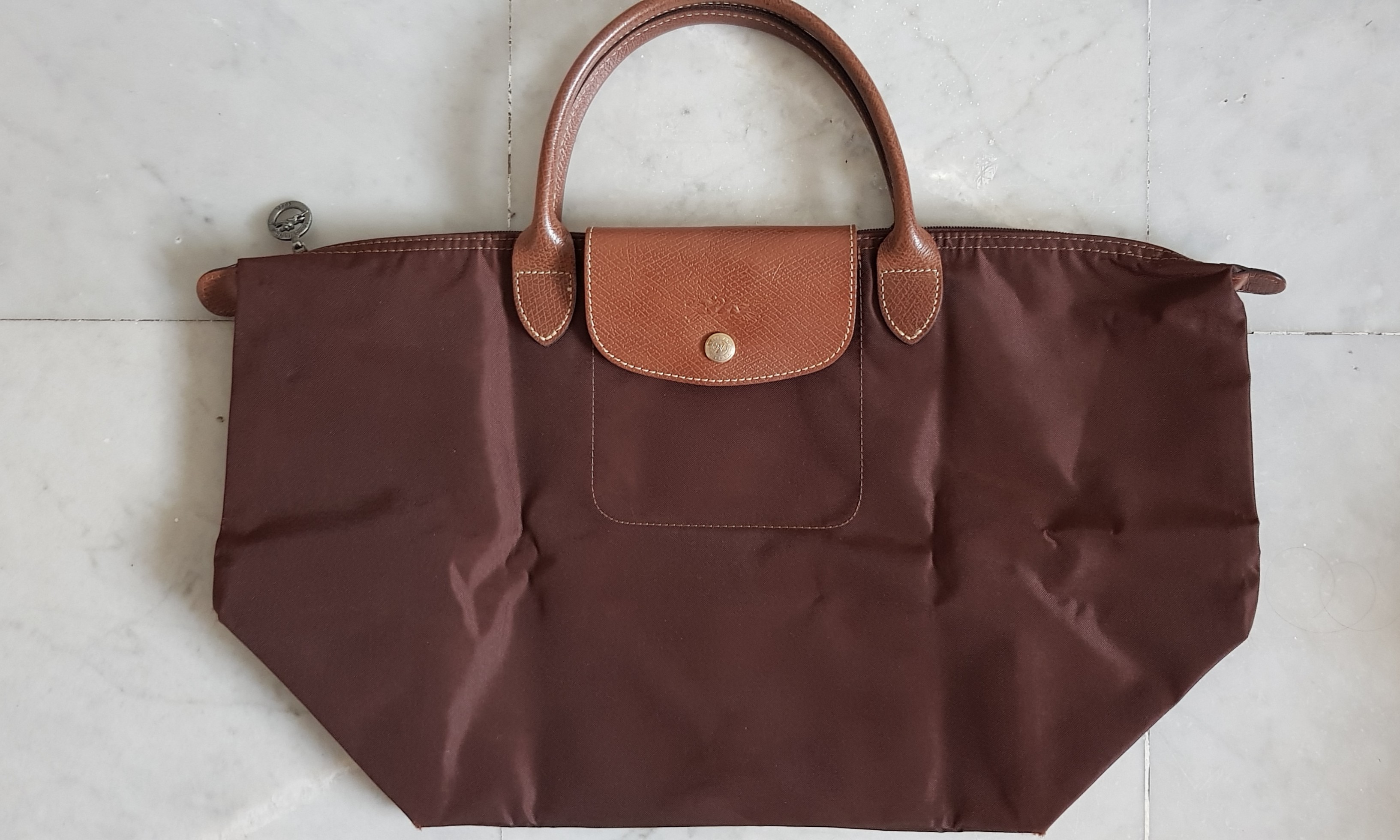 Authentic Longchamp Le Pliage Medium Short Handle, Women's Fashion