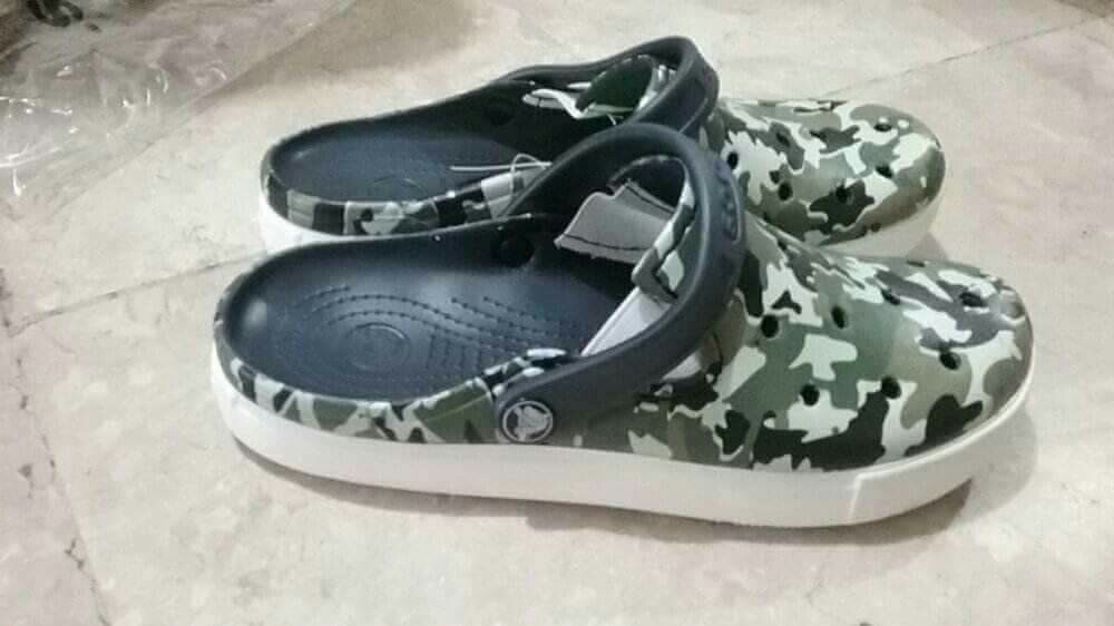new crocs for men