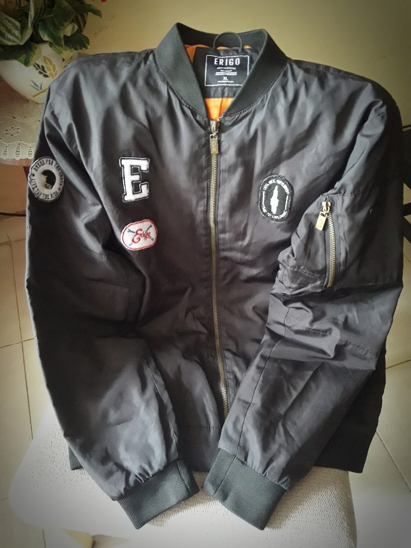 ERIGO BOMBER JACKET Original, Fesyen Pria, Pakaian di Carousell