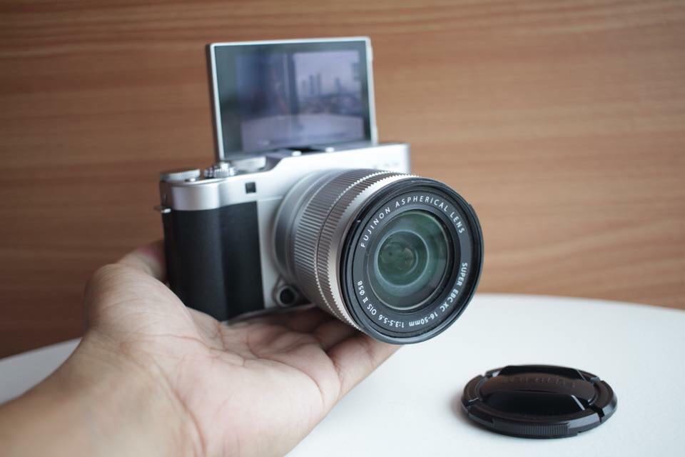 Fujifilm XA3 with 1650mm kit lens, Photography, Lens & Kits on Carousell