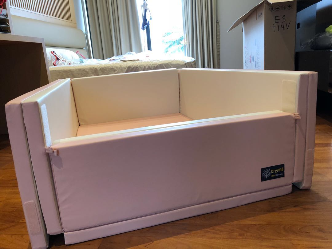 Ggumbi bumper bed and playmat, Babies & Kids, Infant Playtime on Carousell