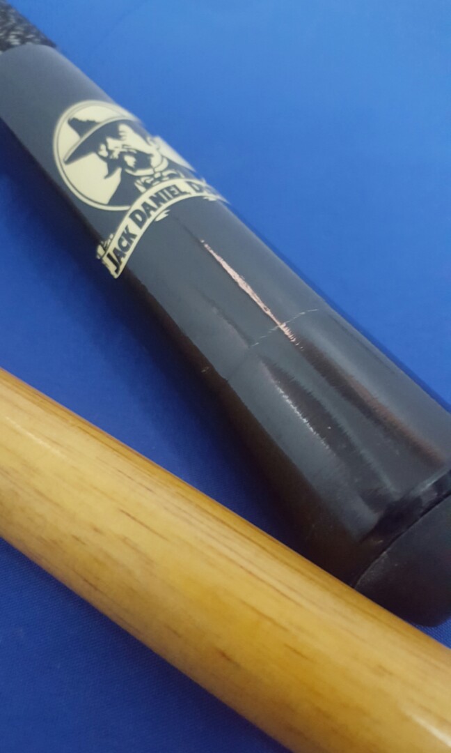 Jack Daniels Billiard Cue, Sports Equipment, Other Sports Equipment and