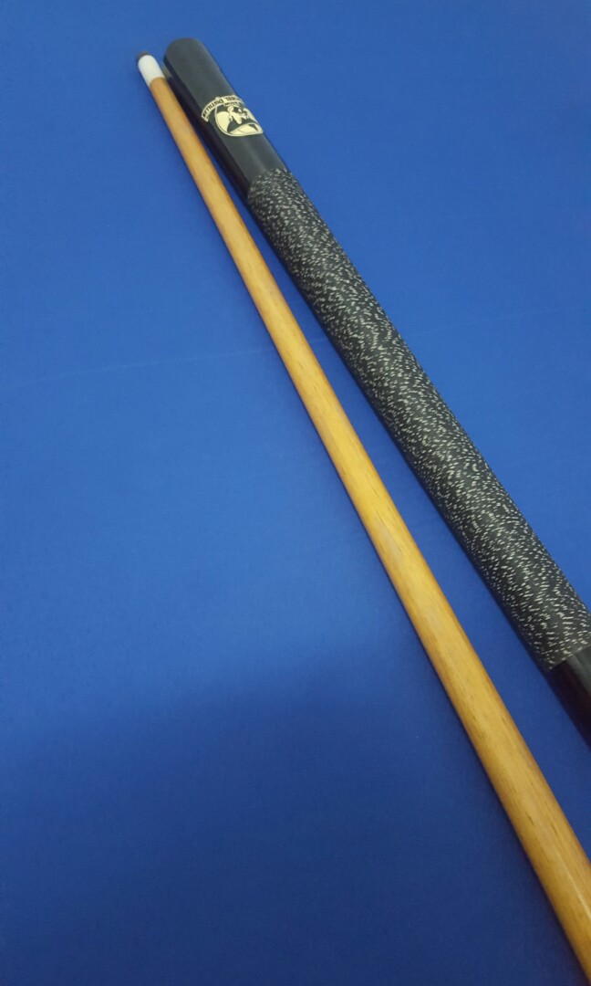 Jack Daniels Billiard Cue, Sports Equipment, Other Sports Equipment and