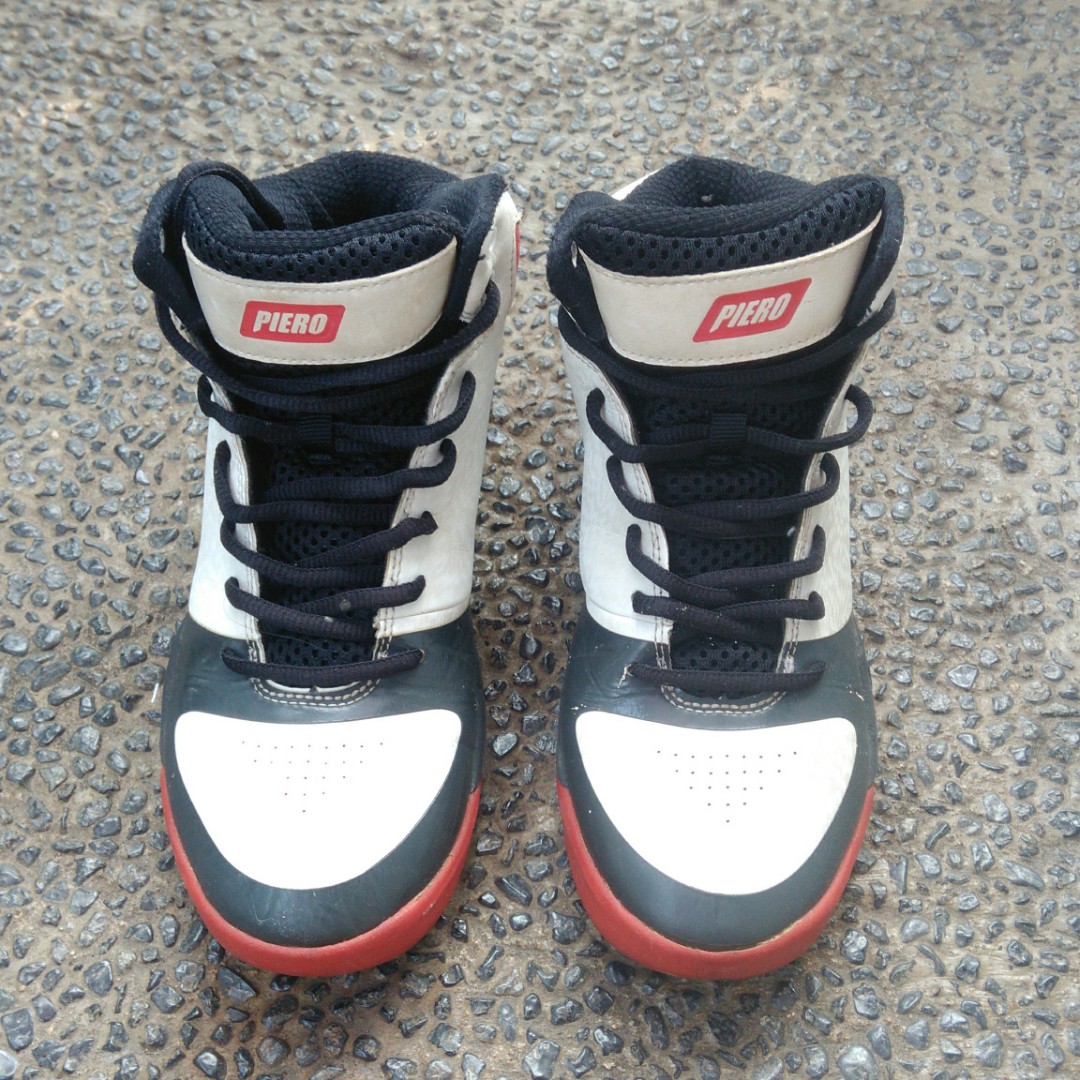 Sepatu Piero Basketball