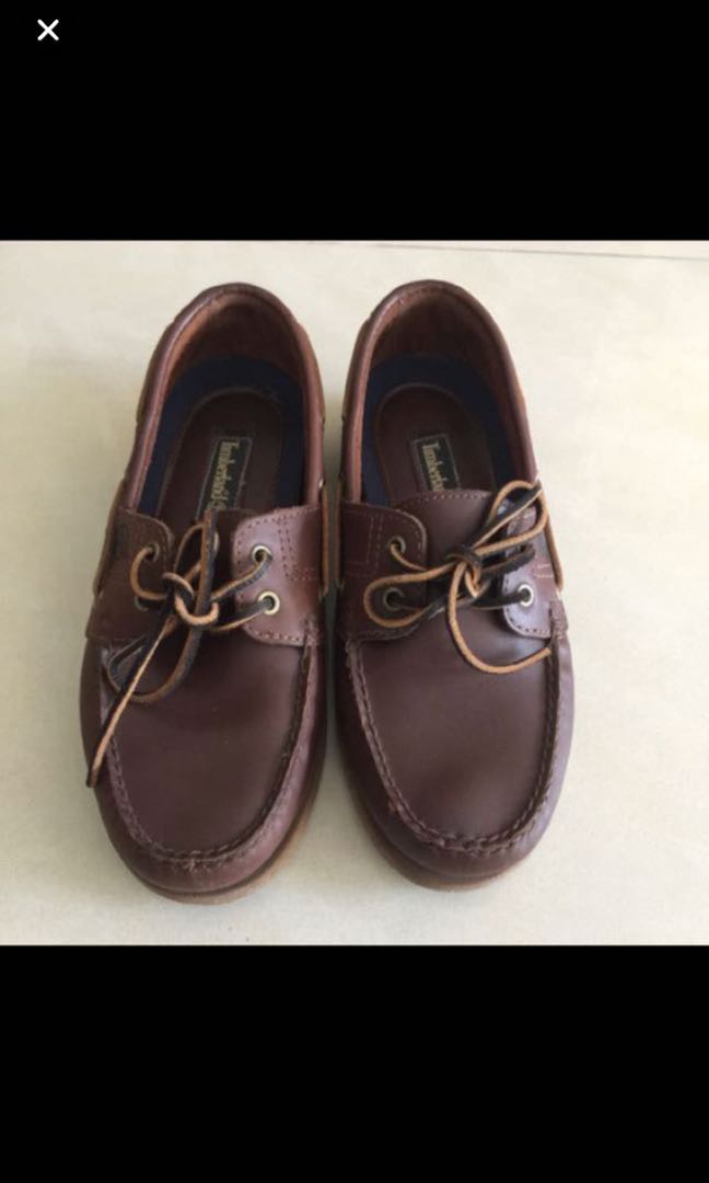 timberland boat shoes size 9