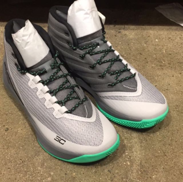 Under Armour Curry 3 basketball shoes high cut size US10 Men s Fashion Footwear Sneakers on Carousell