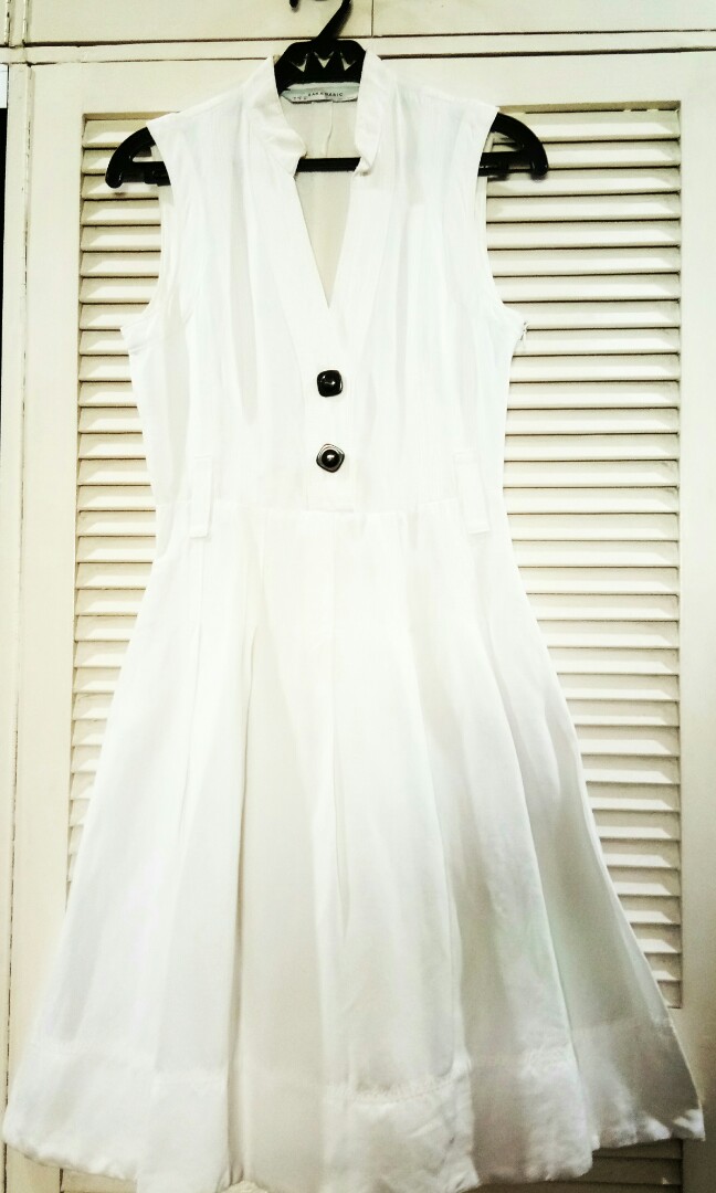 zara basic white dress