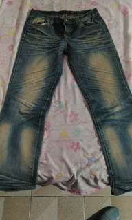 Maong pants