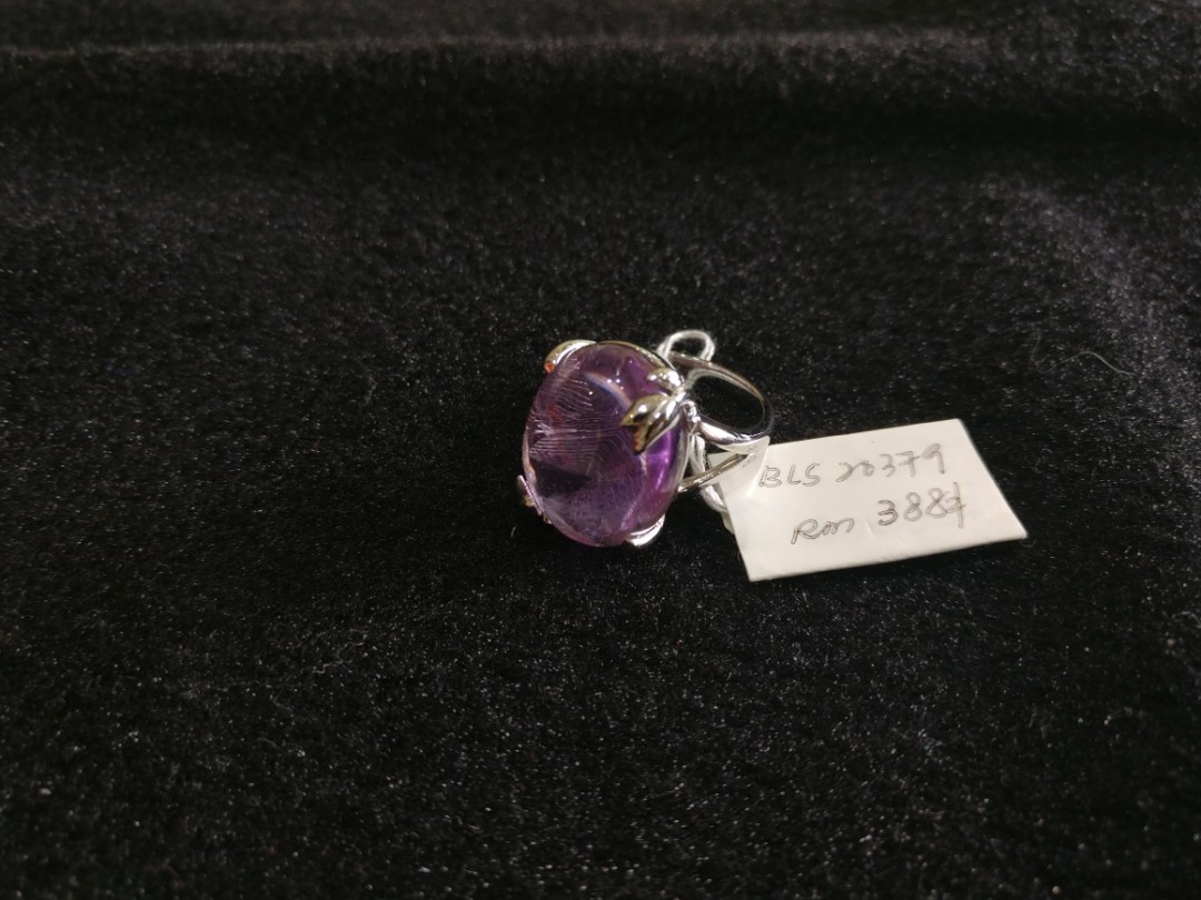 Amethyst ring (Category: Accessories) located in Kuala Lumpur. Submitted by wong97 (Listing ID 174124847, Image 2). Description: Size - 17 Bls 20379 - rm230 Bls 20381 - rm290.