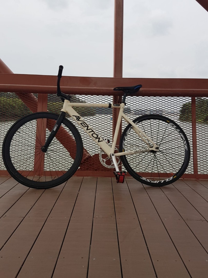 aventon cordoba 2016