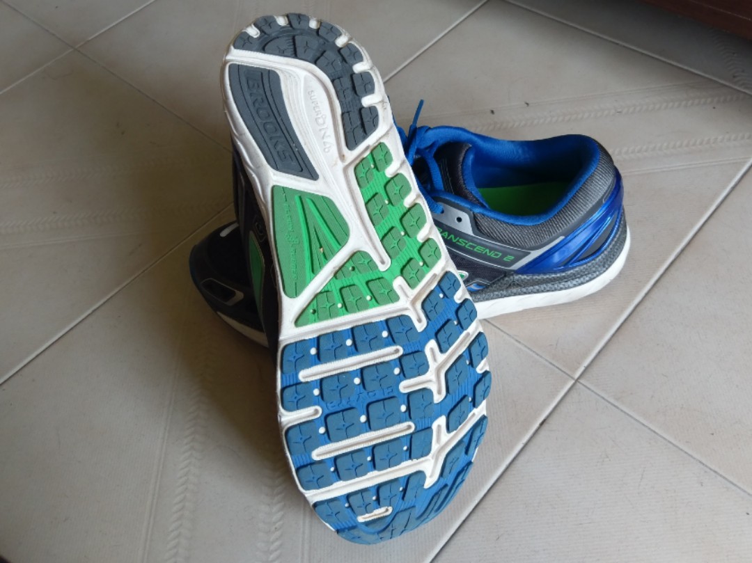 brooks transcend 2 men