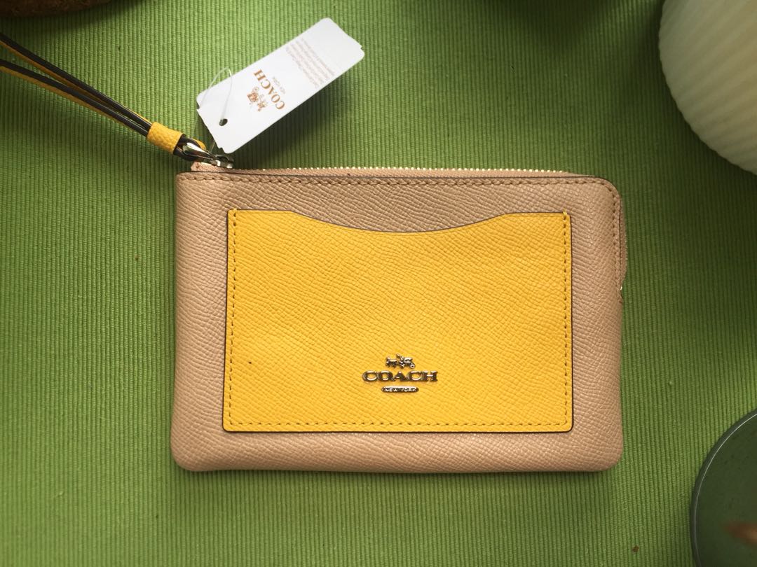 COACH WRISTLET, Women's Fashion, Bags & Wallets, Purses & Pouches on
