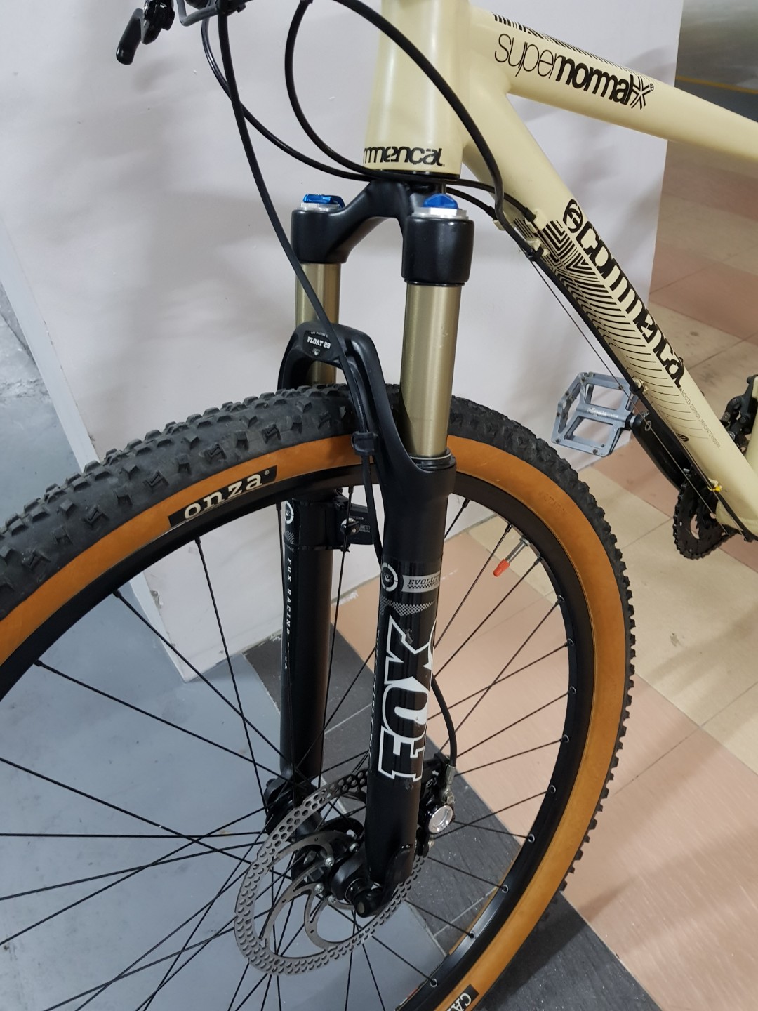 Commencal supernormal 29er 2025