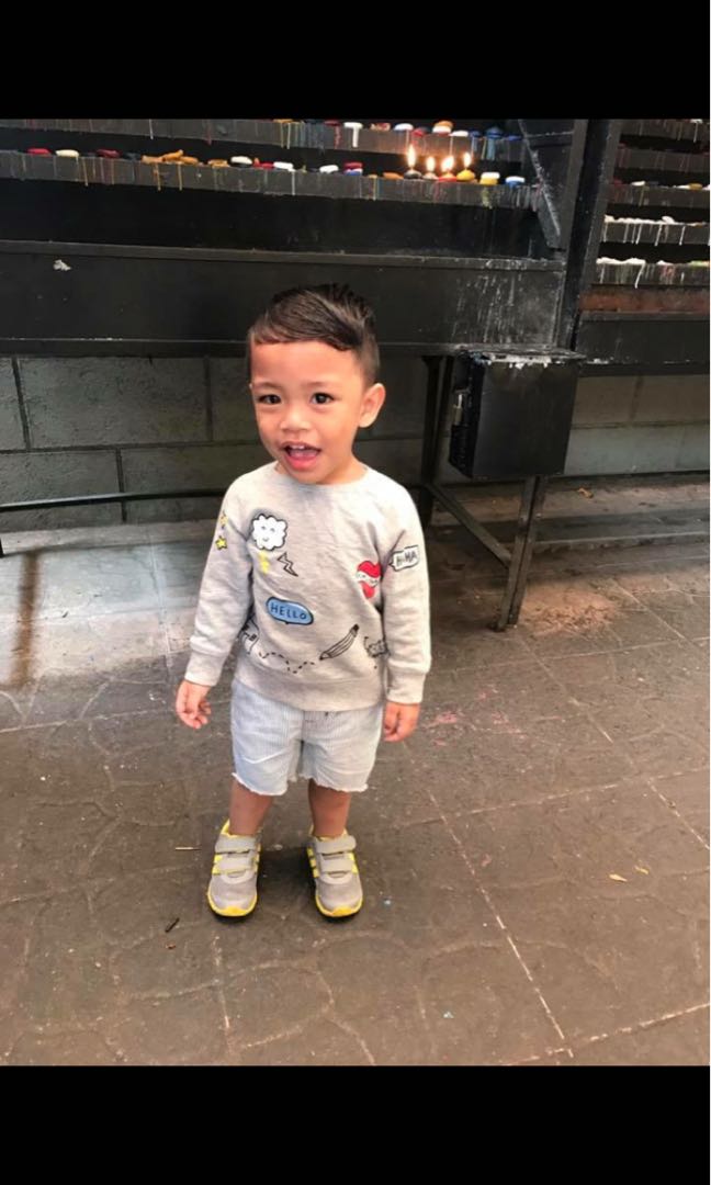 H&m 9-18 months (Category: Babies & Kids Fashion) located in Quezon City. Submitted by closetcravingsplus (Listing ID 174169608, Image 2). Description: Ask away any concerns about the product i can provide more pictures.