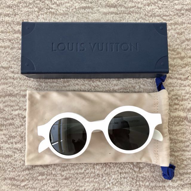 Supreme x louis vuitton downtown hot sale sunglasses white