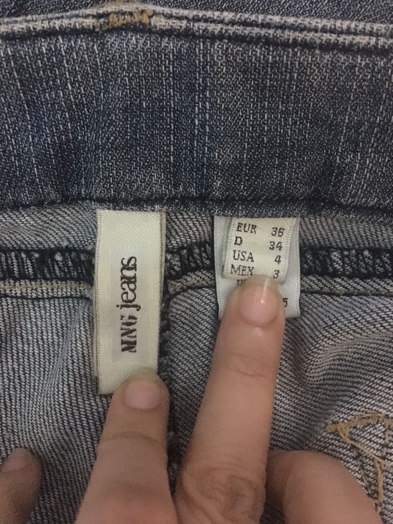 mango jeans denim (Category: Jeans) located in Manila. Submitted by decluttermaster (Listing ID 174056422, Image 1). Description: mango jeans denim size 4.