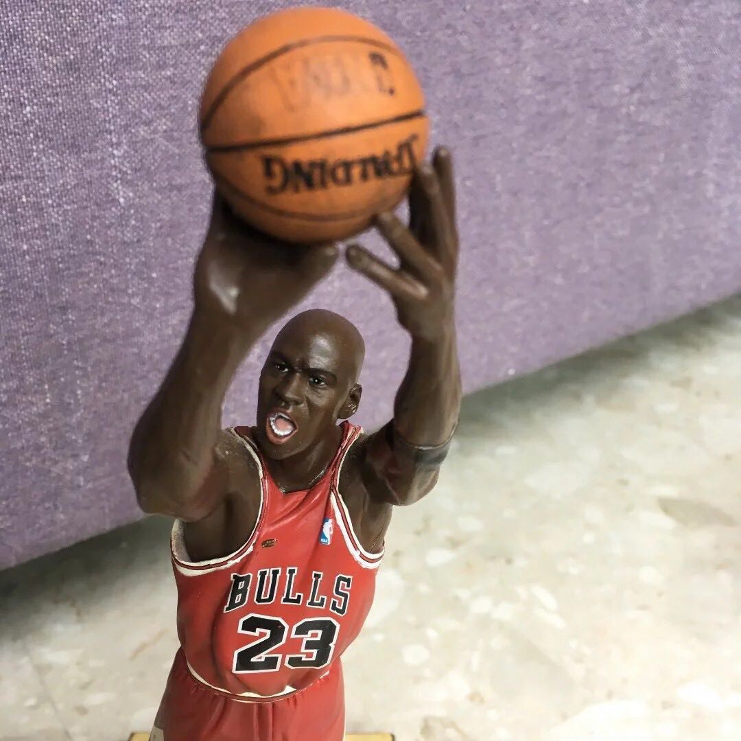 figure michael jordan