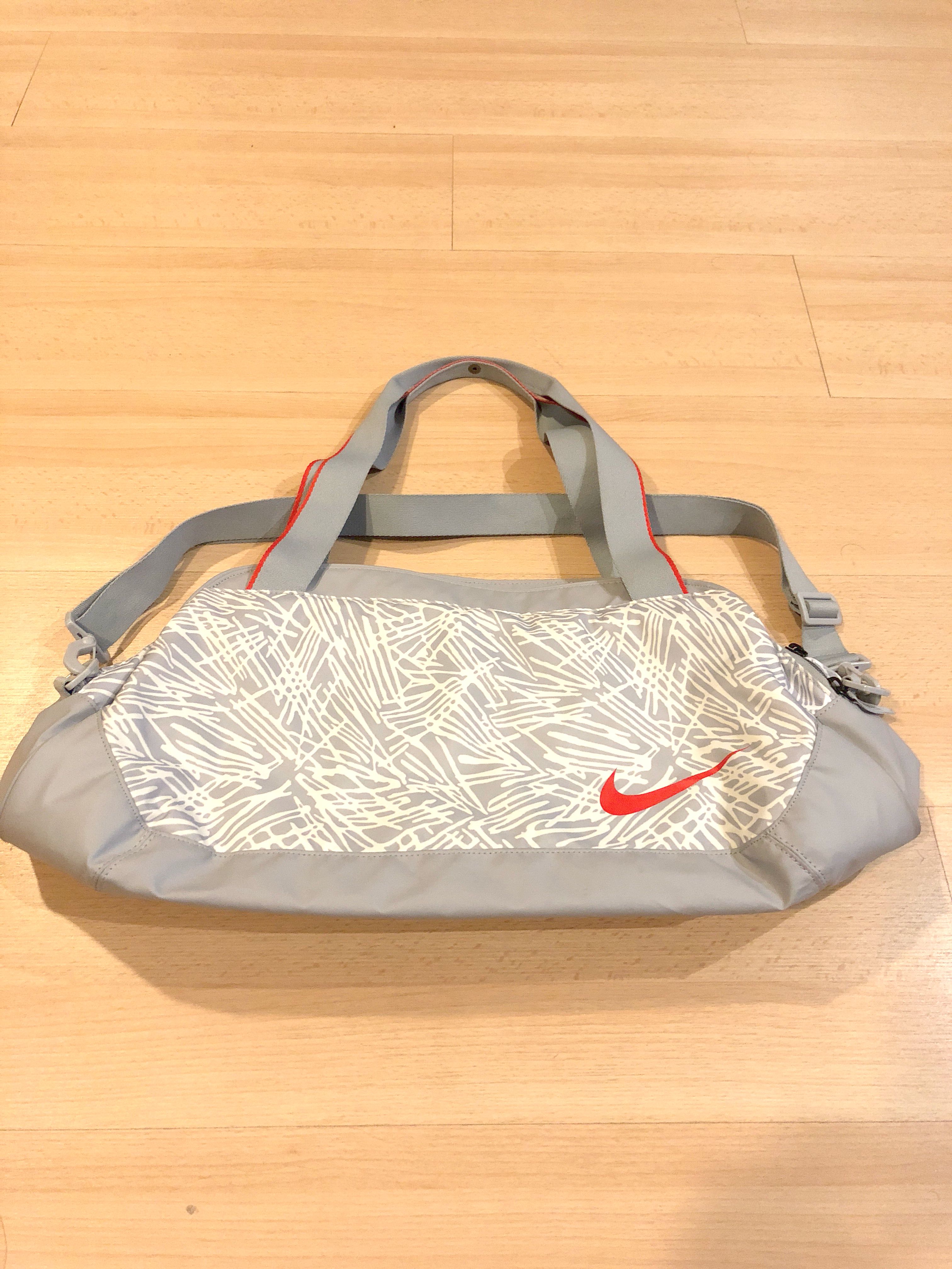 nike female gym bag