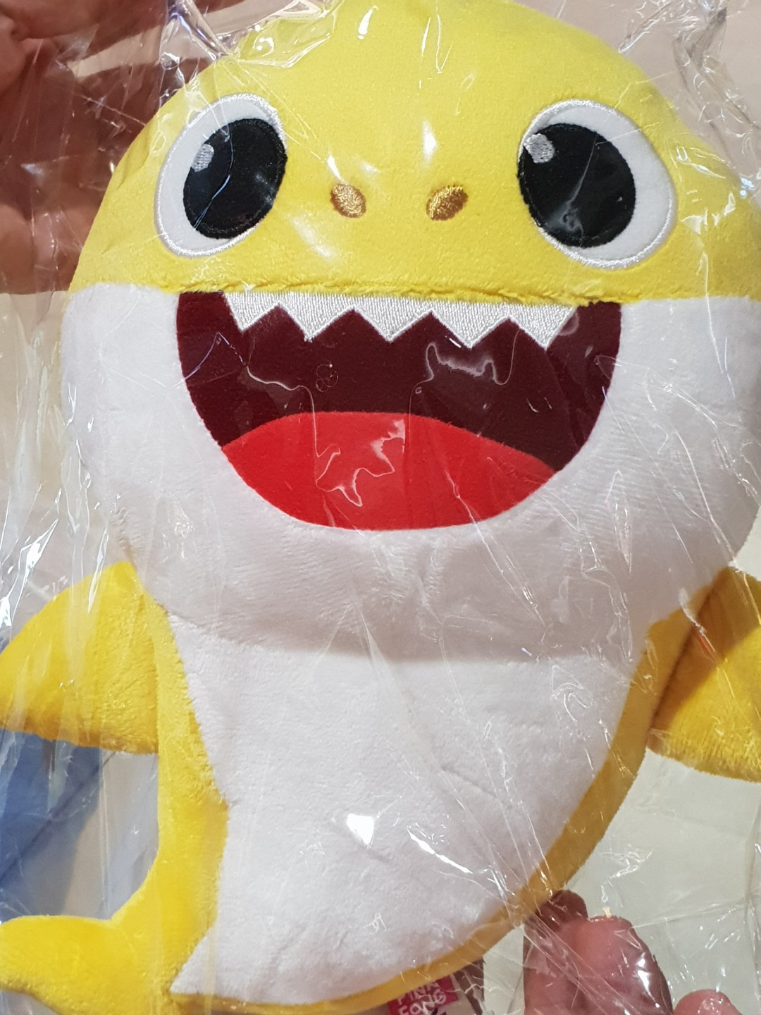 Baby shark singing plush in english clearance