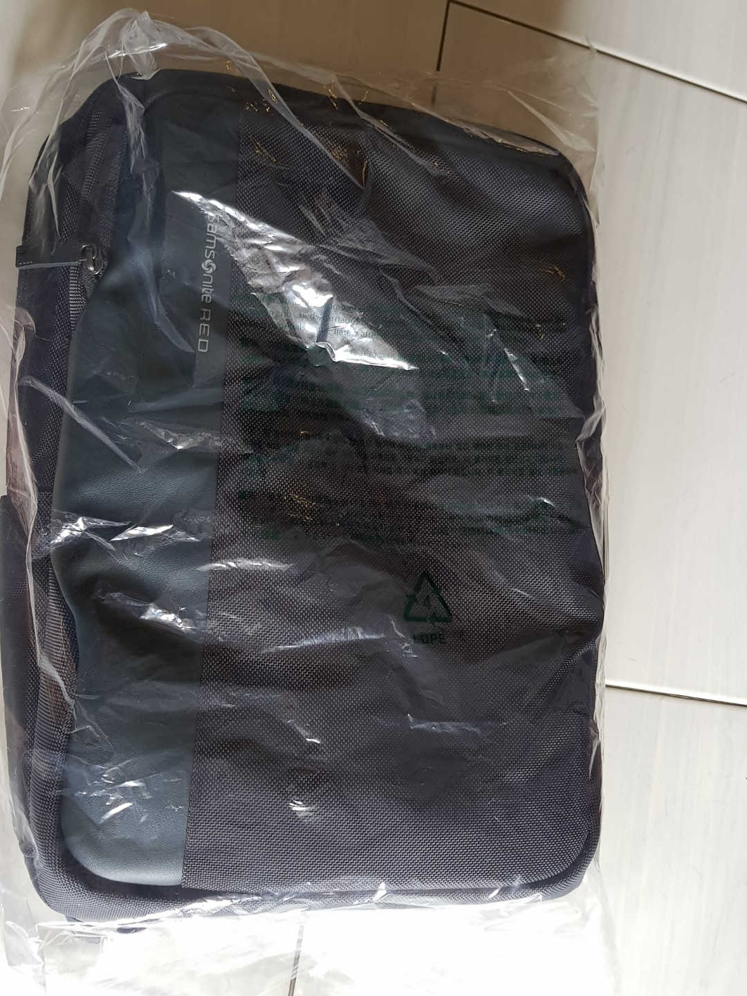 Samsonite Raelyn backpack Men s Fashion Bags Backpacks on Carousell