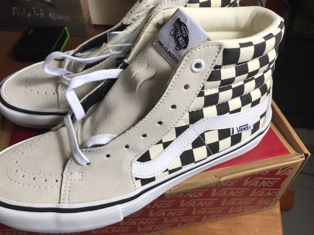 vans sk8 hi pro black & white checkered skate shoes