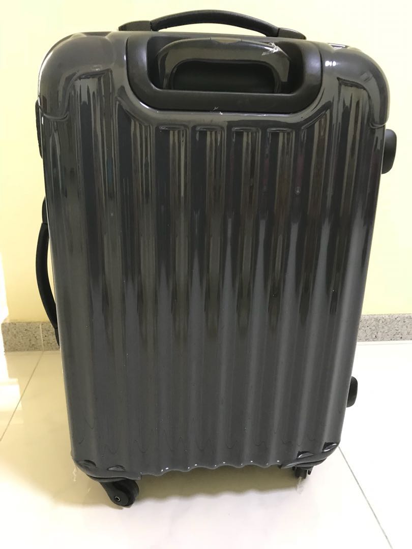 american tourister 22 inch suitcase