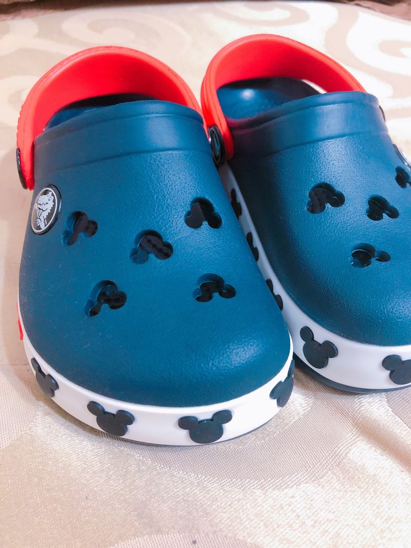 crocs c9