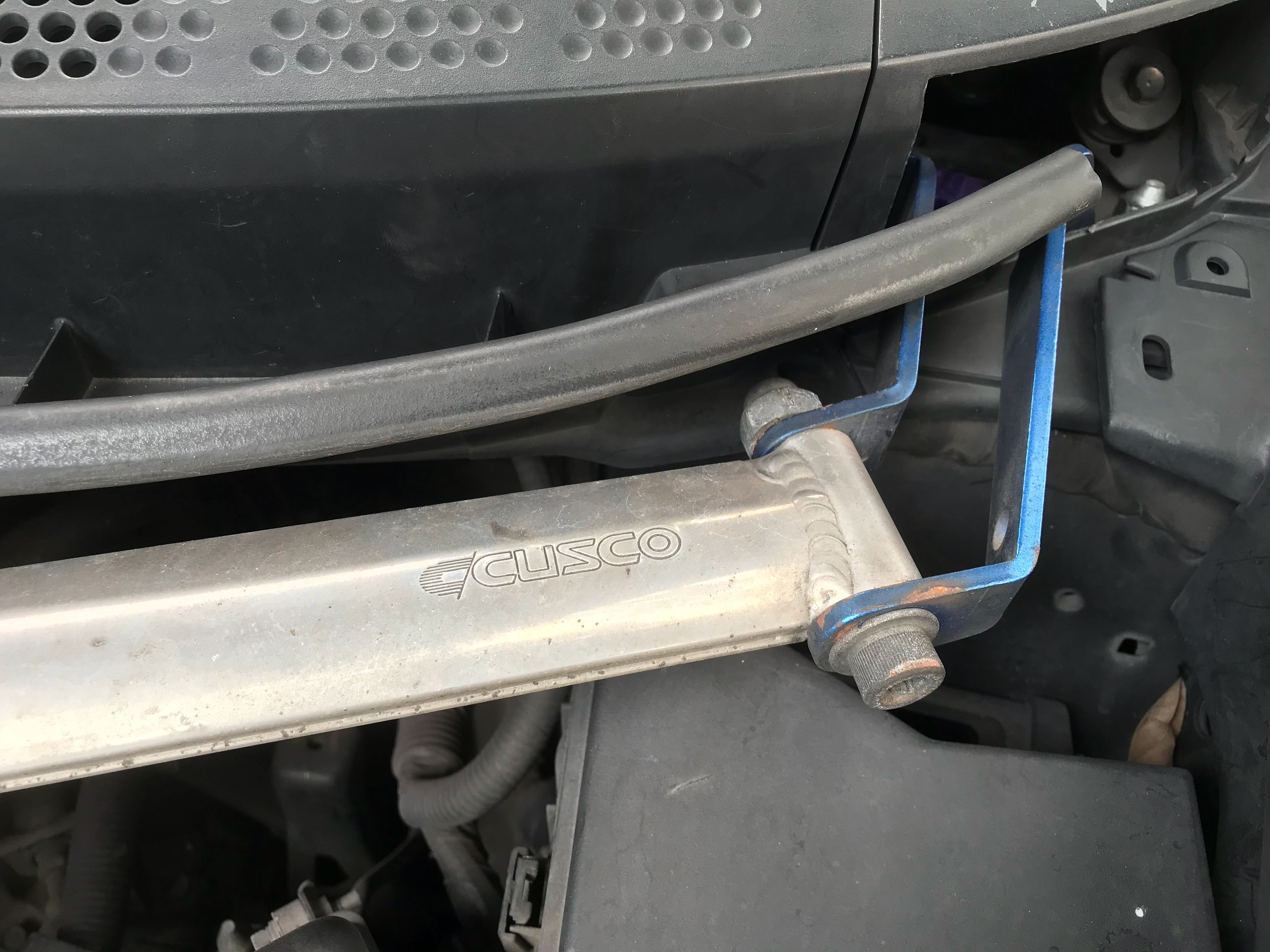 Honda Civic FD1 Cusco Strut Bar, Car Accessories, Accessories on Carousell