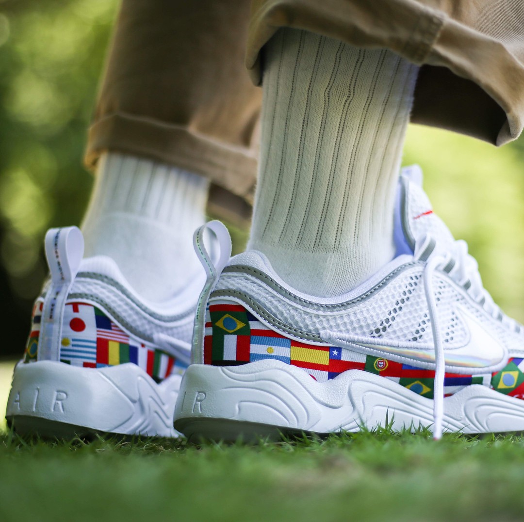 Nike Air Zoom Spiridon NIC QS International Flag