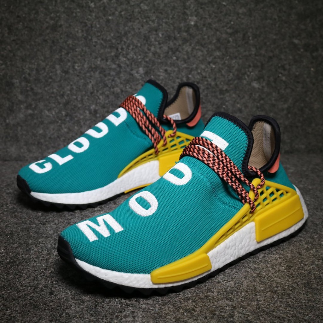 BNIB New Men ADIDAS Pharrell Williams Solar Hu NMD White size 7.5uk