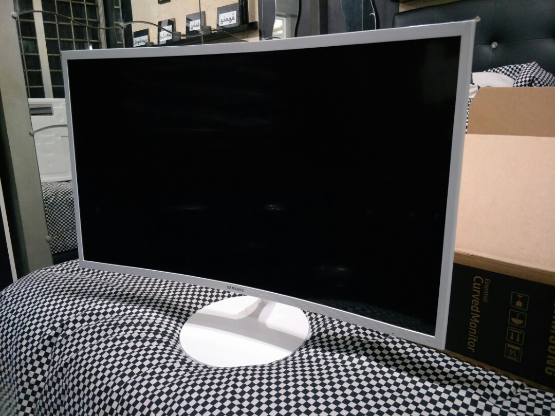 SAMSUNG CF391 32 inch Curved Monitor, Computers & Tech, Parts ...