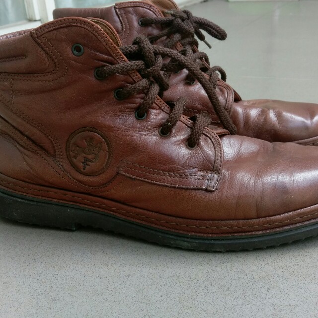 sepatu hiking timberland