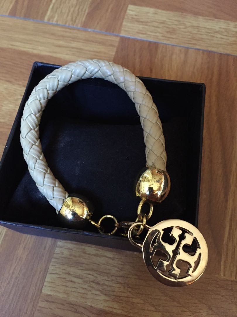 Tory Burch Rope Bracelet, Women's Fashion, Jewelry & Organizers, Bracelets  on Carousell