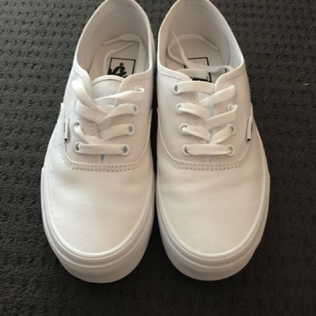where to buy white vans