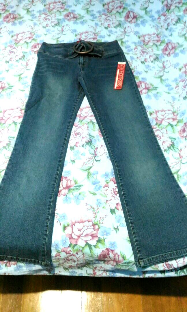 Brand New Hot Kiss Flare Pants From Usa Women S Fashion Clothes
