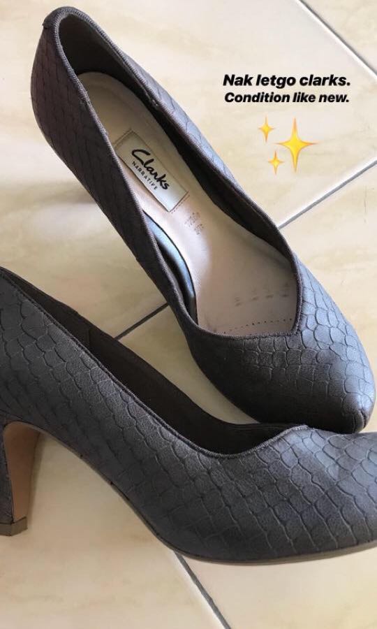 Clarks heels, Women's Fashion, Footwear, Heels on Carousell