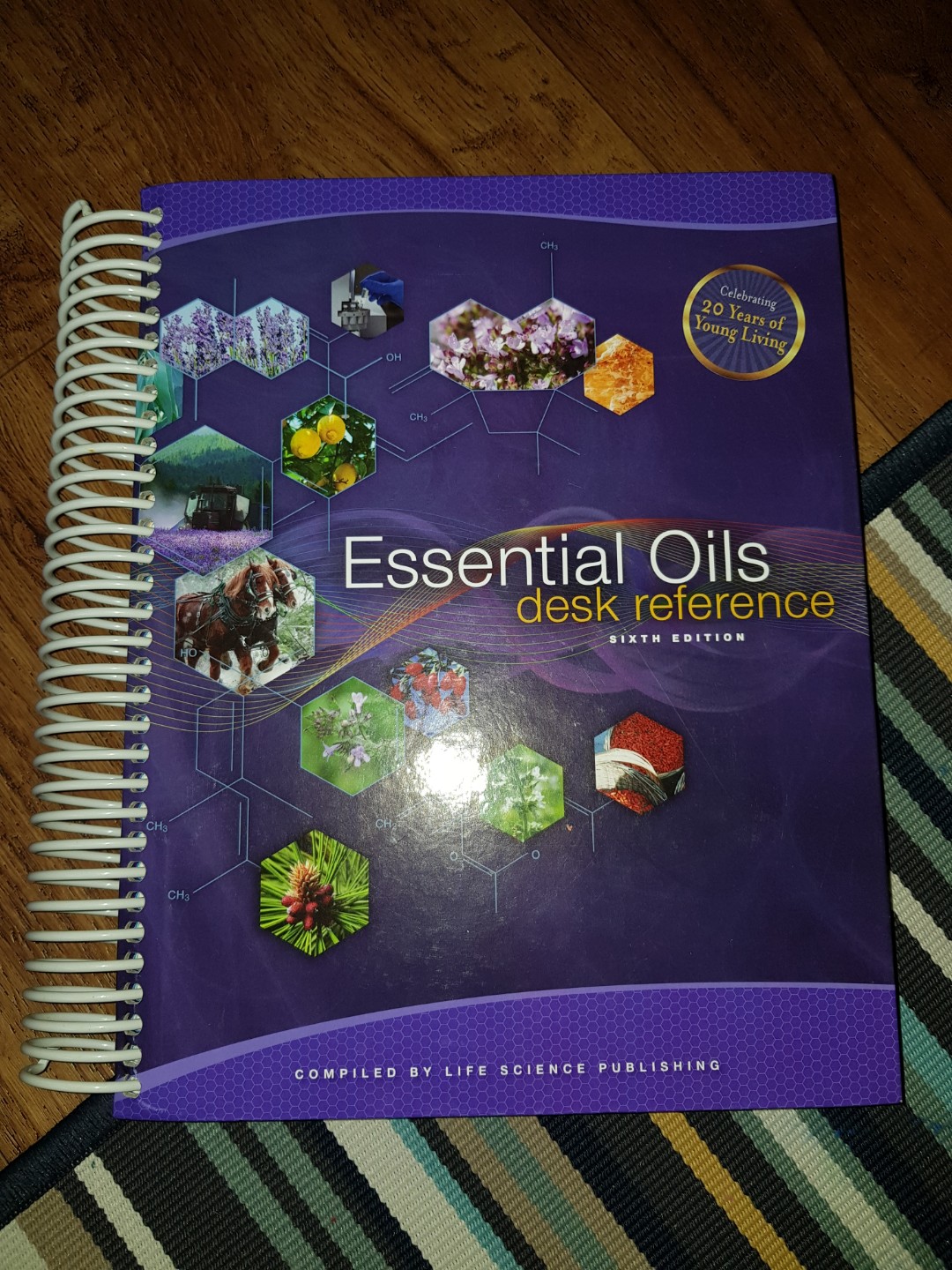 Essential Oils Desk Reference Books Stationery Non Fiction On