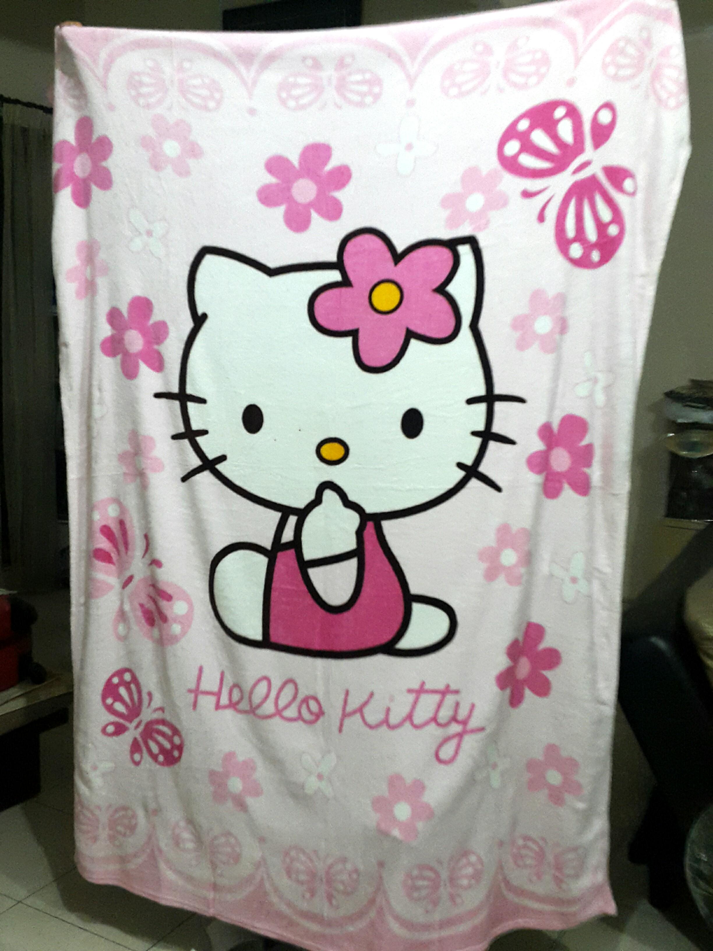 Hello Kitty Blanket