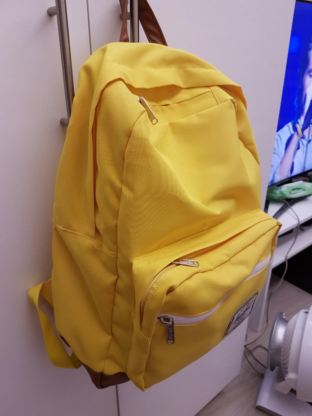 Herschel pop quiz yellow clearance