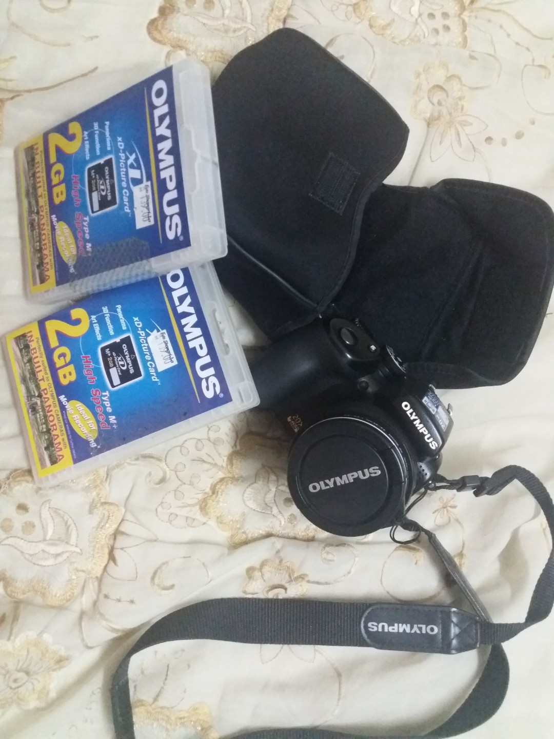 Olympus Camera, Photography, Cameras on Carousell