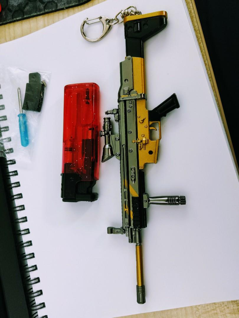 Pubg Scar L Keychain With Custom Paint Left 1 Hobbies Toys Toys Games On Carousell